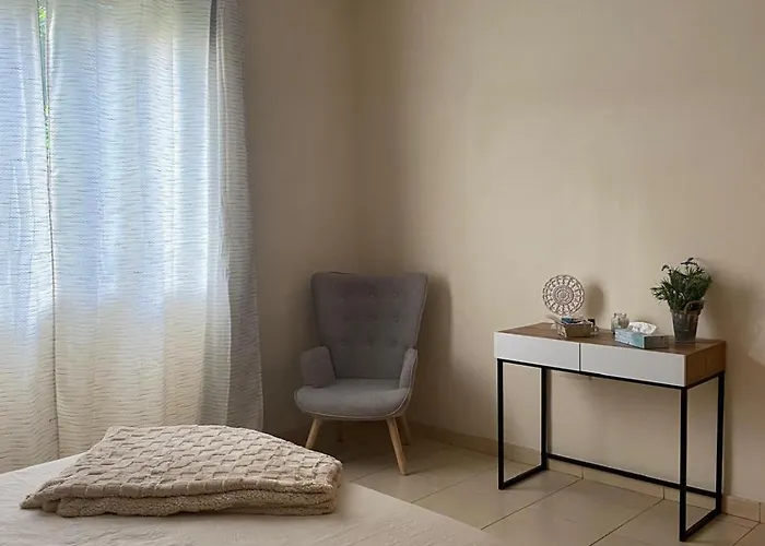 Bright Cozy Escape *