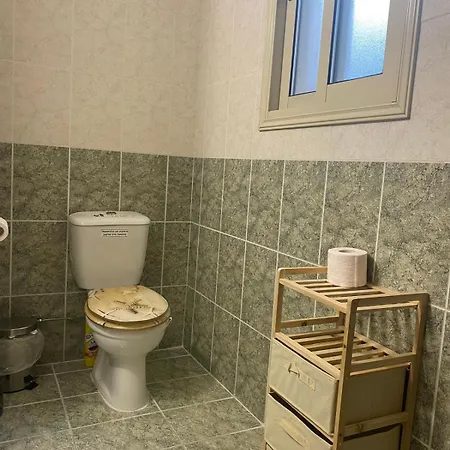 Bright Cozy Escape Apartment Paphos