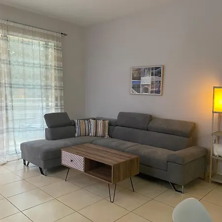 Apartment Bright Cozy Escape