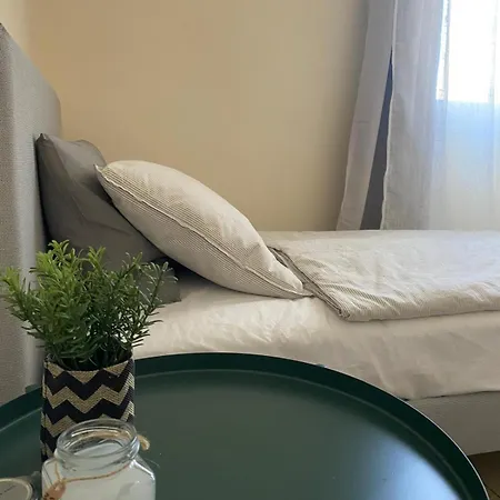 Bright Cozy Escape Apartment Paphos