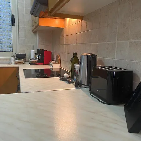 Bright Cozy Escape شقة