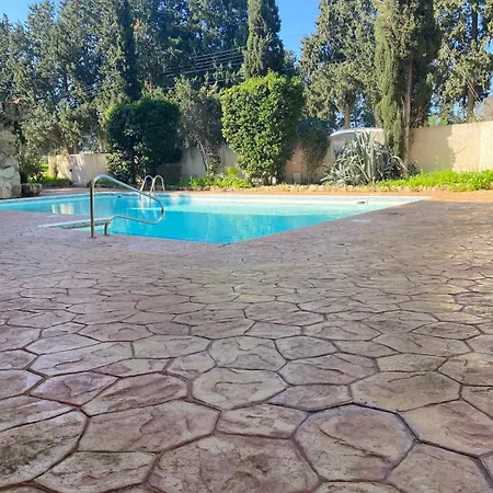 شقة Bright Cozy Escape