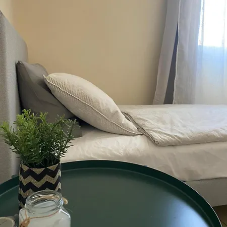 Bright Cozy Escape Apartman Paphos