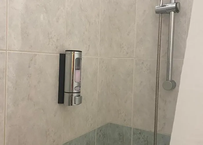 Bright Cozy Escape *